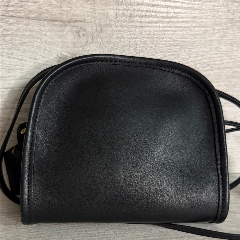 Coach Vintage Black Leather Crossbody Bag; Excellent Vintage Condition - Picture 11 of 11